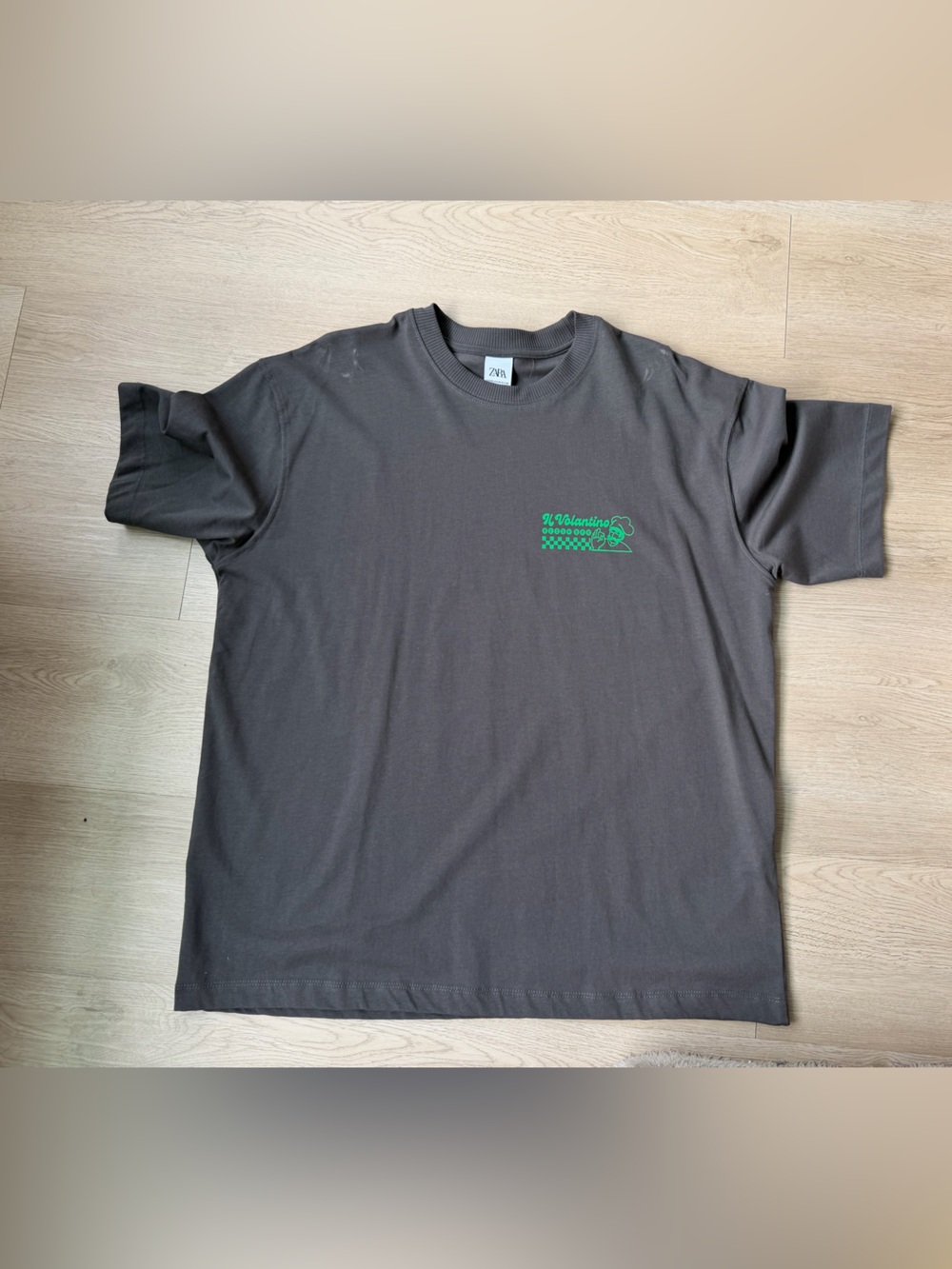 Zara Men’s Dark grey Short-Sleeve Tee Graphic